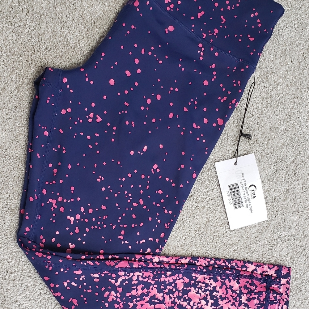 Zyia Leggings